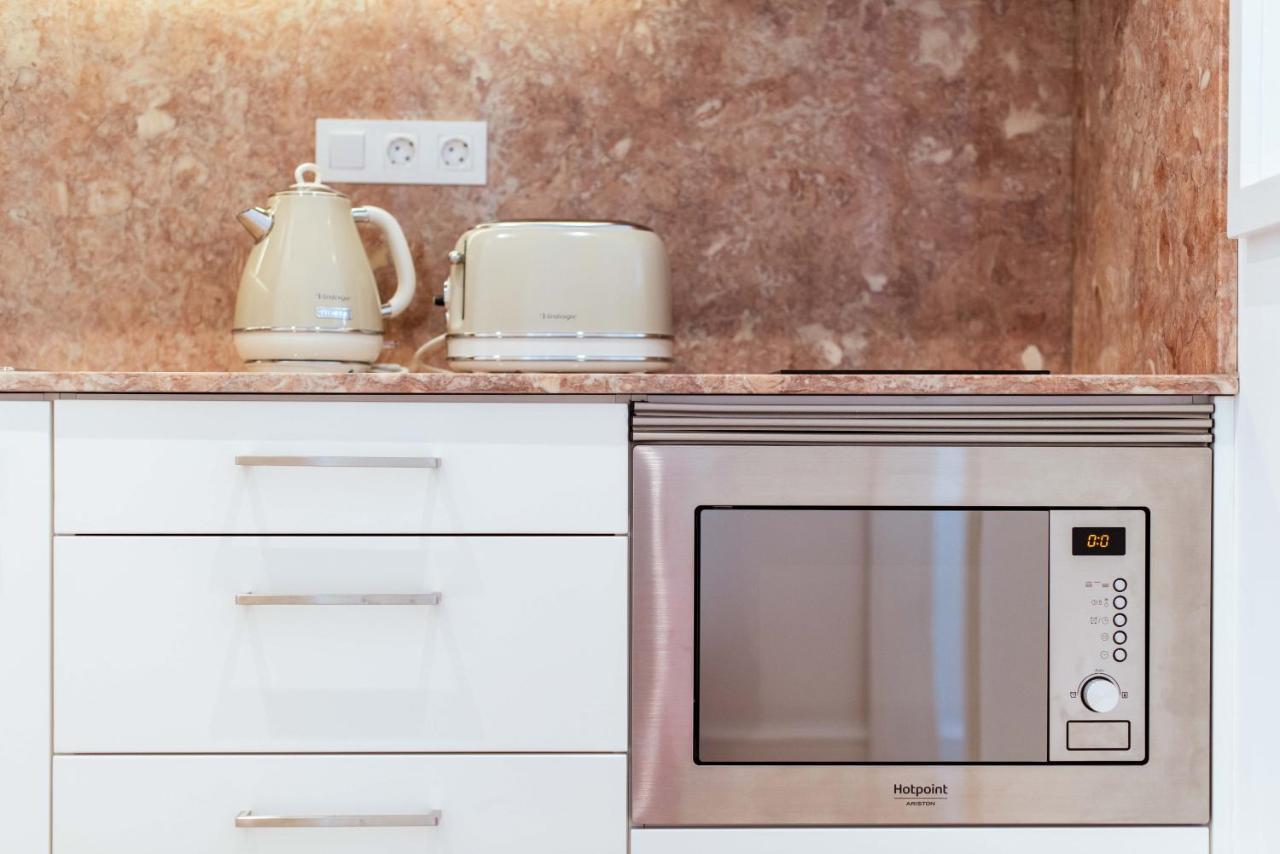 Apartamentos Ferreiros By Heart Of Funchal エクステリア 写真